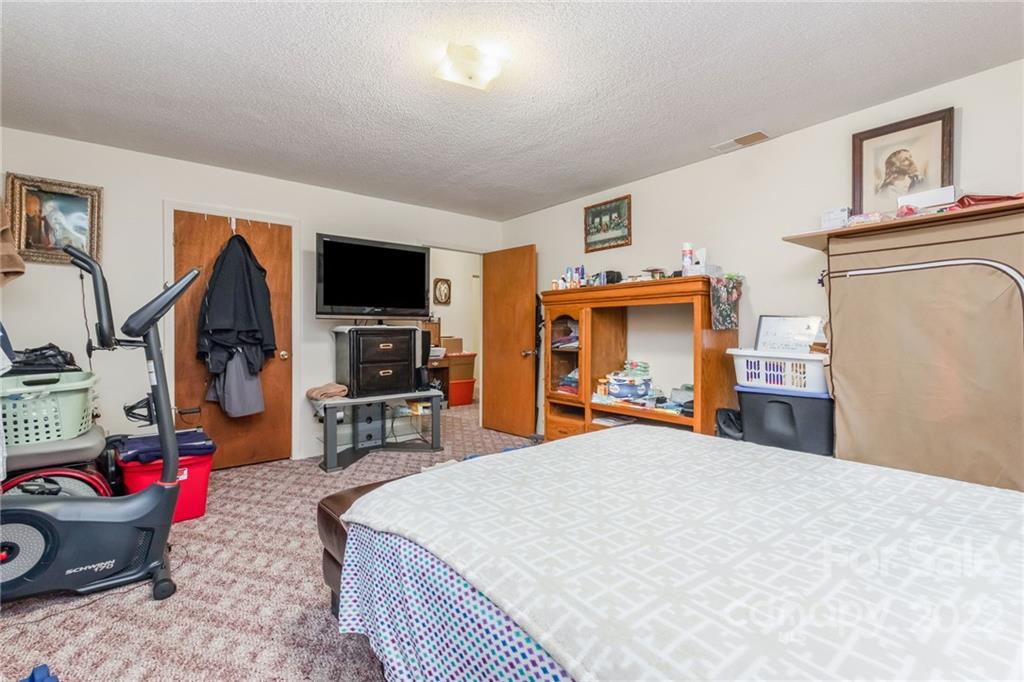 5312 Reid Road Indian Trail, NC 28079 - Photo 13 of 19 Gallery Image 13