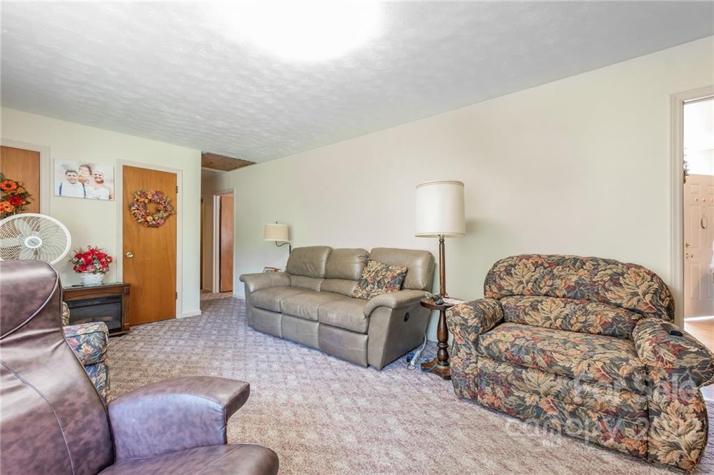 5312 Reid Road Indian Trail, NC 28079 - Photo 4 of 19 Gallery Image 4