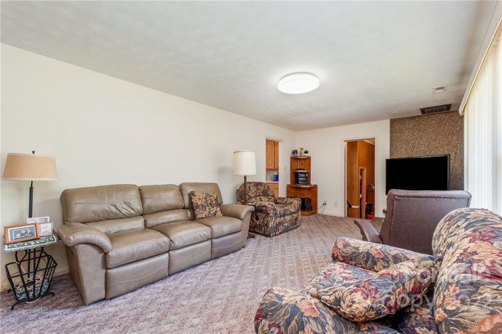 5312 Reid Road Indian Trail, NC 28079 - Photo 6 of 19 Gallery Image 6