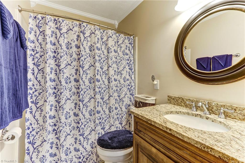 5532 Murphy Road Summerfield, NC 27358 - Photo 20 of 30 Bathroom