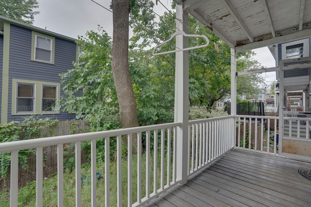 40 Simpson Avenue Somerville, MA 02144 - Photo 11 of 34