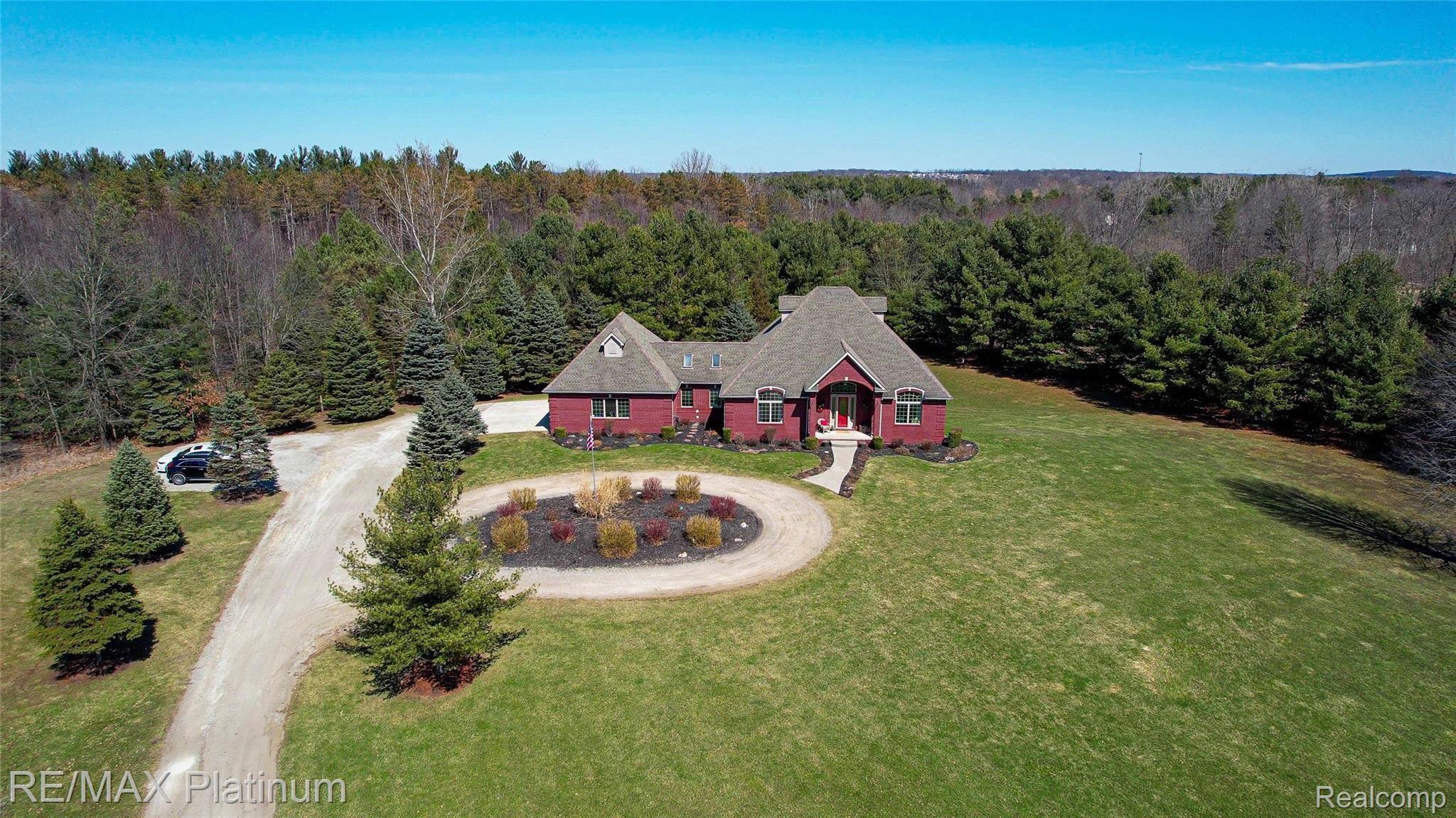 1410 Henderson Road Howell, MI 48855 - Photo 3 of 55 ProAirVideos-1410 Henderson Rd-00011.jpg
