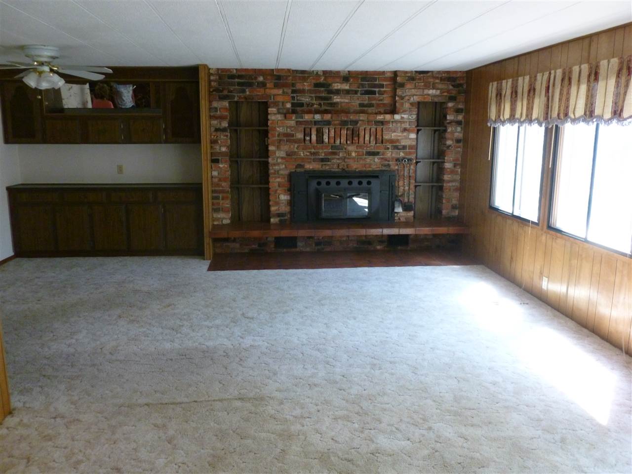 10824 South Kiesling Road Spokane, WA 99223 - Photo 5 of 20 Gallery Image 5