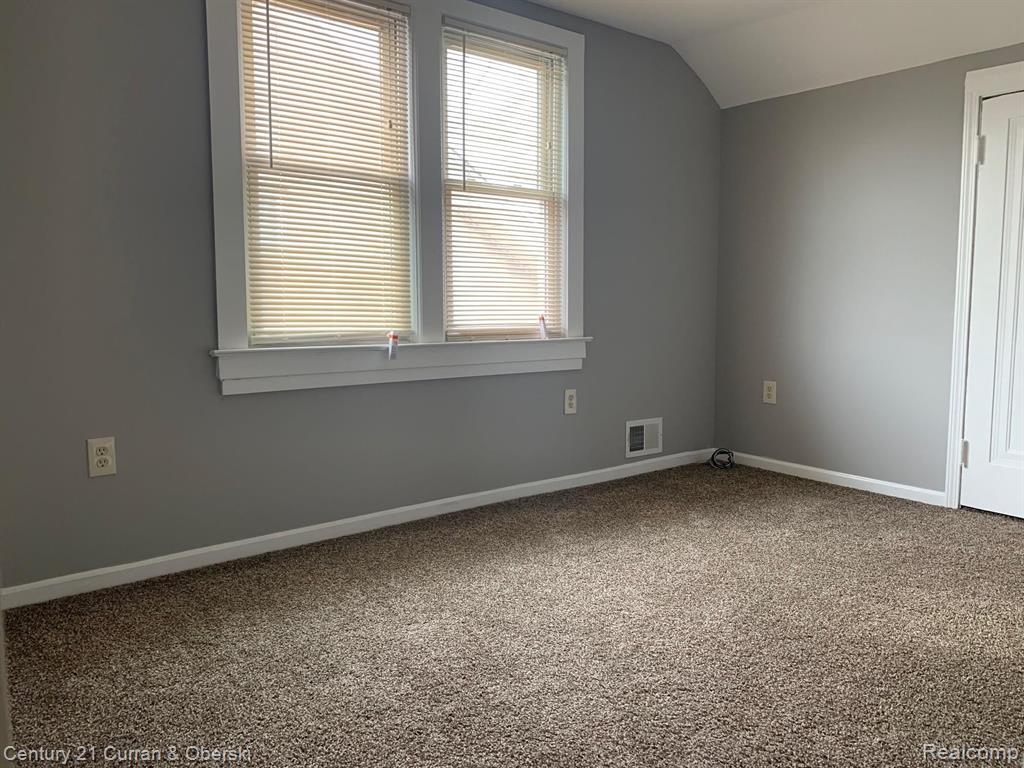 7038 Middlepointe Street Dearborn, MI 48126 - Photo 21 of 25