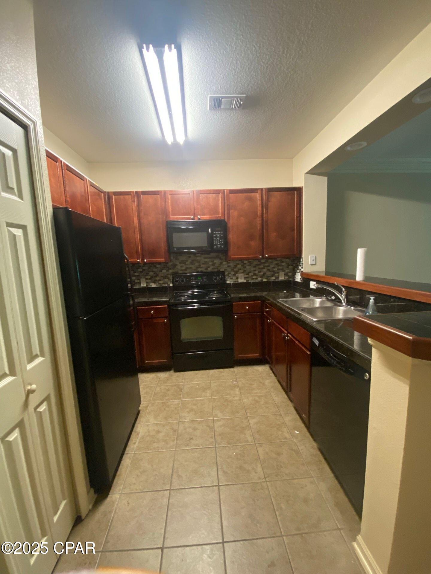 307 Baldwin Rowe Circle Panama City, FL 32405 - Photo 8 of 11