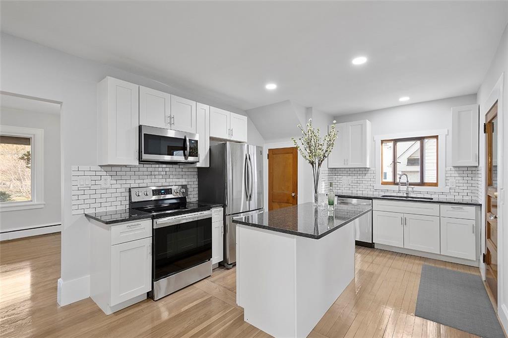 224 Glasgow Road Pittsburgh, PA 15221 - Photo 2 of 25 Gallery Image 2