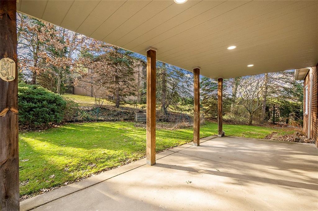 224 Glasgow Road Pittsburgh, PA 15221 - Photo 21 of 25 Gallery Image 21