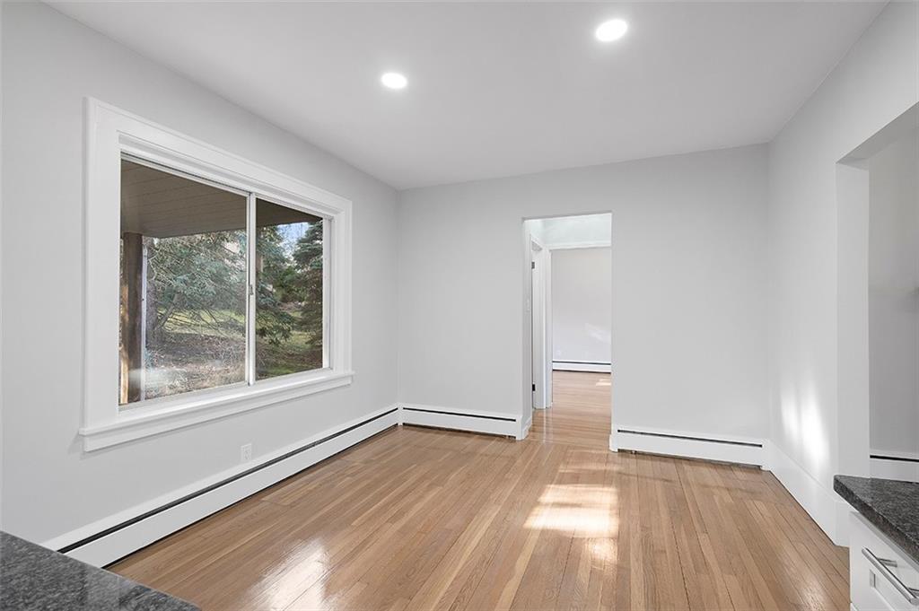 224 Glasgow Road Pittsburgh, PA 15221 - Photo 10 of 25 Gallery Image 10