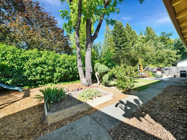 $709,200 | 1642 Calavaras Drive, Santa Rosa, CA 95405