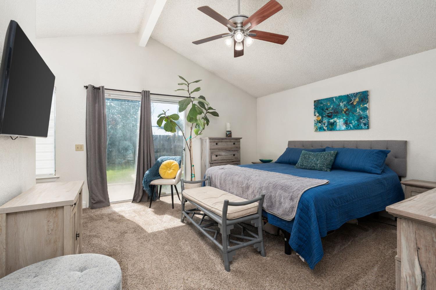 5201 West Griffith Way Fresno, CA 93722 - Photo 22 of 30