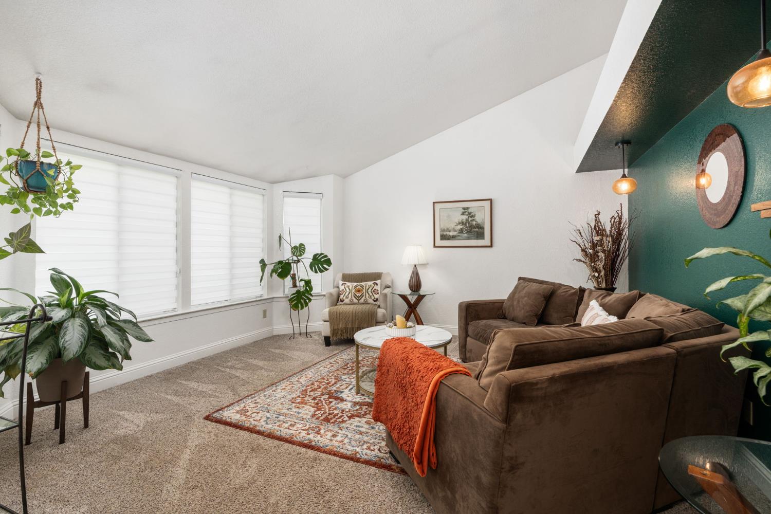 5201 West Griffith Way Fresno, CA 93722 - Photo 5 of 30