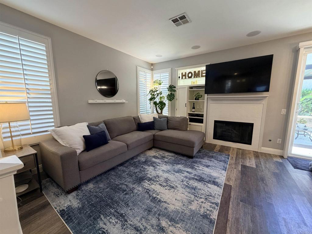 2880 Weeping Willow Road Chula Vista, CA 91915 - Photo 2 of 22