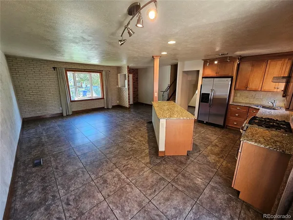 $1,995 | 124 North Brentwood Drive, Colorado Springs, CO 80909