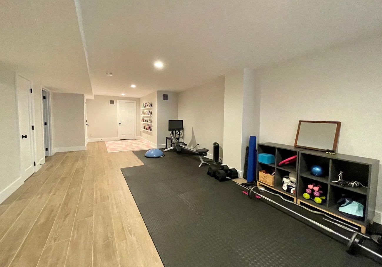 101 Springs Fireplace Road East Hampton, NY 11937 - Photo 4 of 17