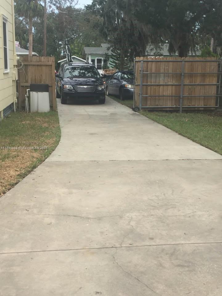 830 South Beach Street, Unit 2 Daytona Beach, FL 32114 - Photo 2 of 11 a view of outdoor space and yard