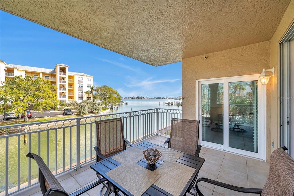 399 150th Avenue, Unit 101 Madeira Beach, FL 33708 - Photo 3 of 49