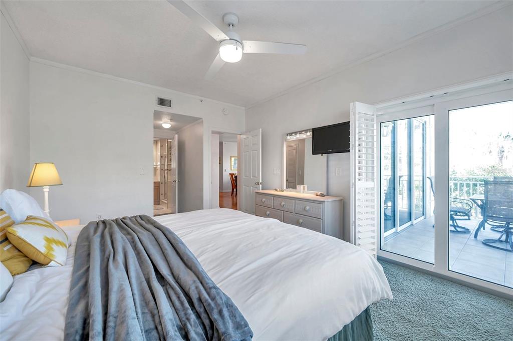 399 150th Avenue, Unit 101 Madeira Beach, FL 33708 - Photo 32 of 49