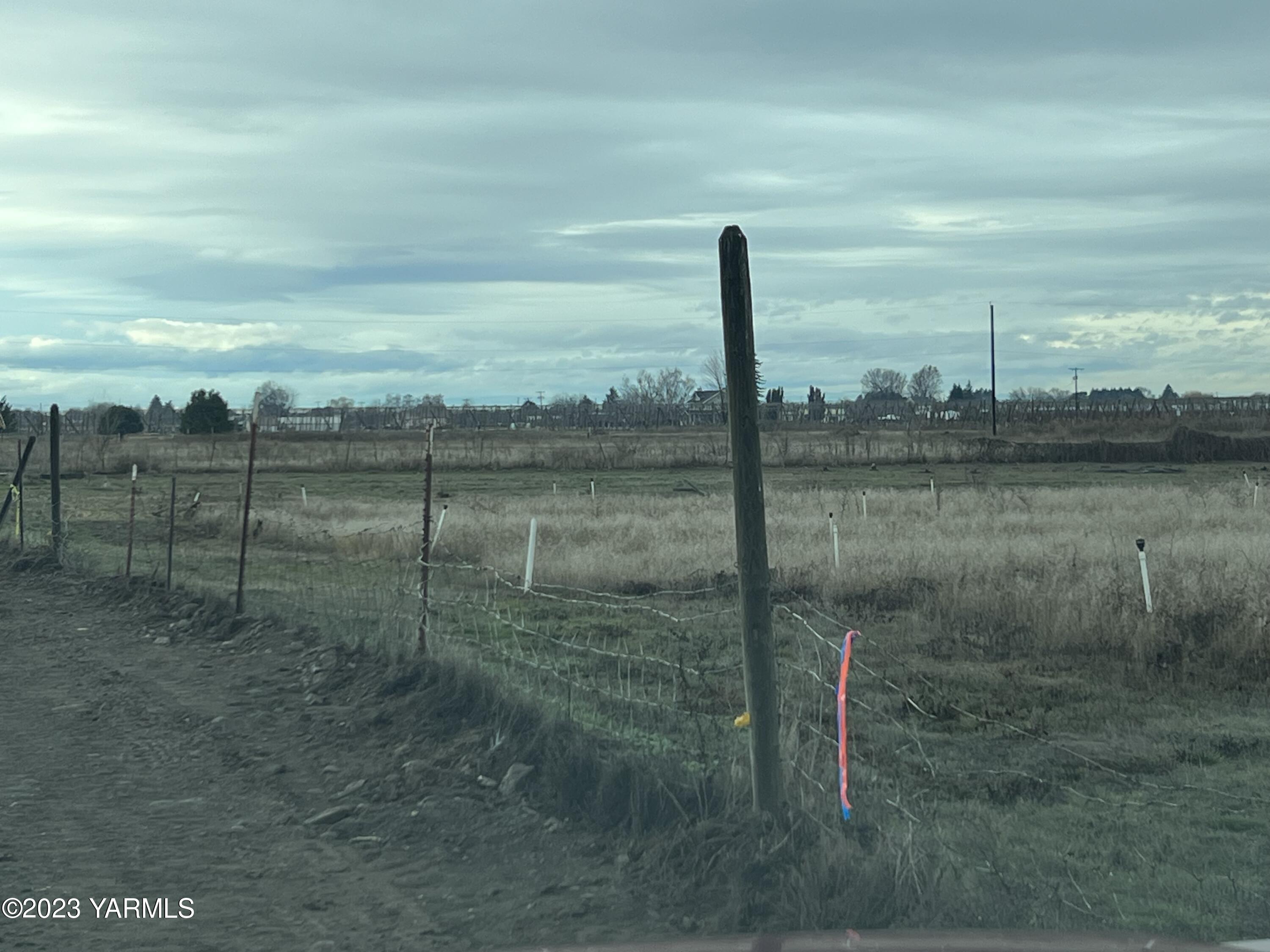 0 Hicks Road Grandview, WA 98930 - Photo 28 of 28 a view of a lake