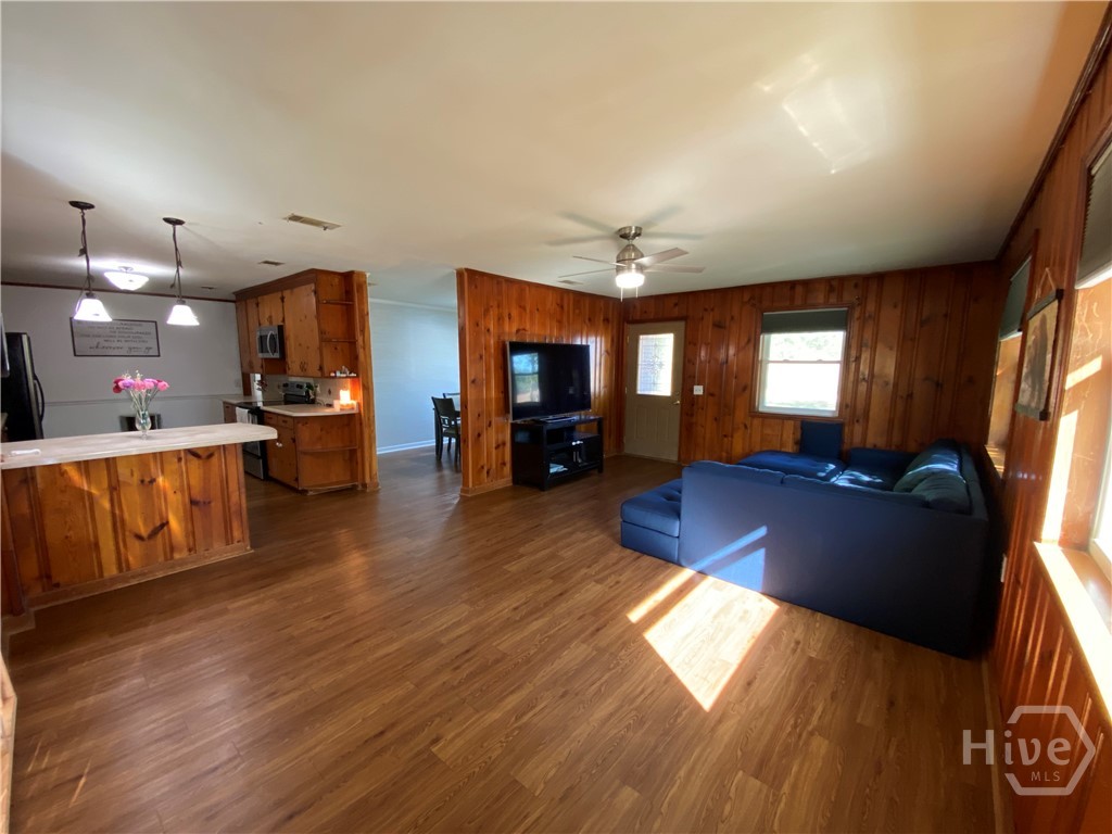 394 Thompson Lane Statesboro, GA 30458 - Photo 5 of 39