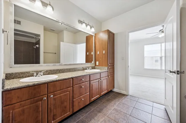 $169,000 | 1711 Old Spanish Trail, Unit 440, Houston, TX 77054