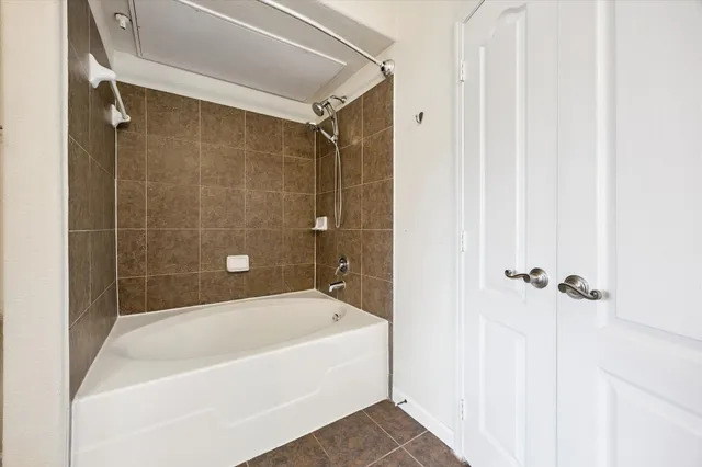 $169,000 | 1711 Old Spanish Trail, Unit 440, Houston, TX 77054