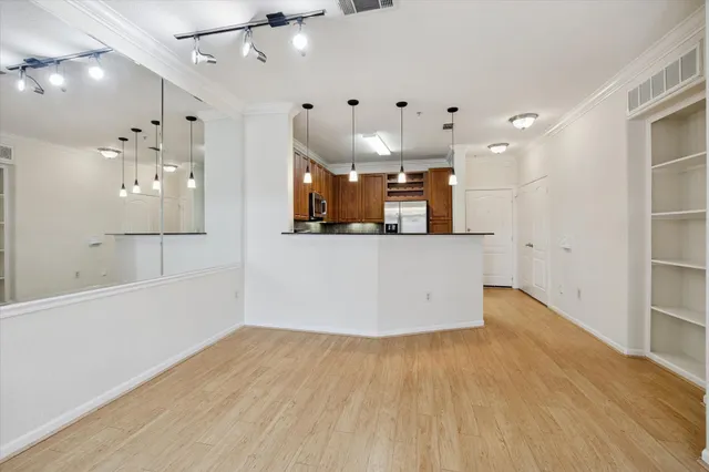 $169,000 | 1711 Old Spanish Trail, Unit 440, Houston, TX 77054