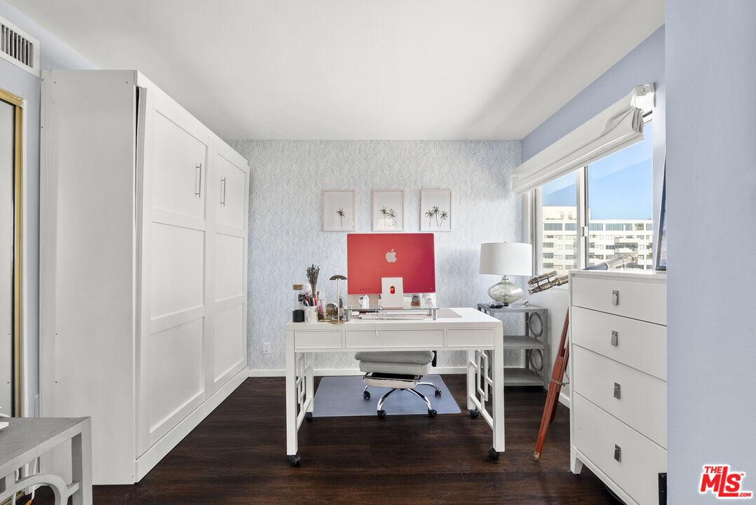 7250 Franklin Avenue, Unit 616 Los Angeles, CA 90046 - Photo 14 of 32