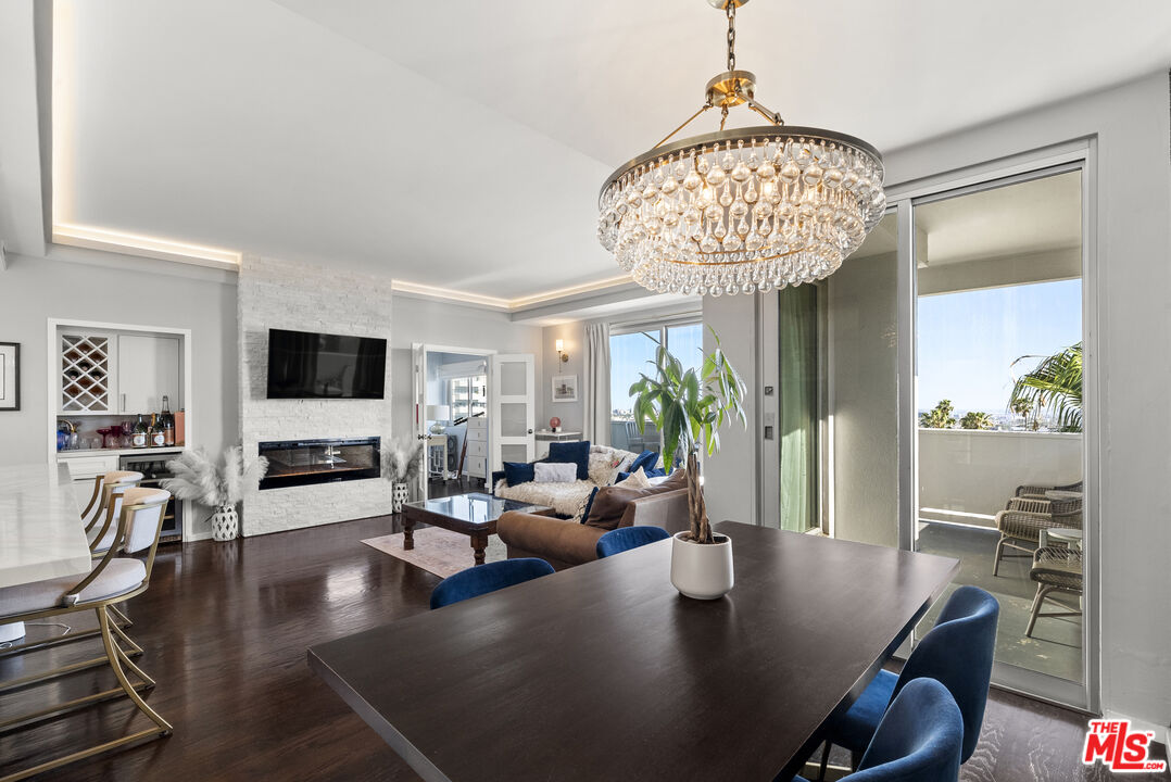 7250 Franklin Avenue, Unit 616 Los Angeles, CA 90046 - Photo 3 of 32