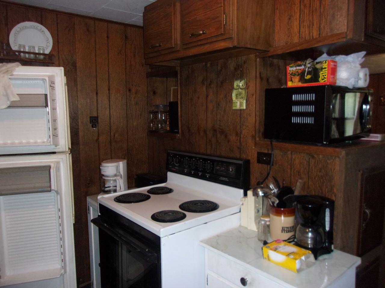 7937 East Bay Road Hurley, WI 54534 - Photo 8 of 44 Gallery Image 8