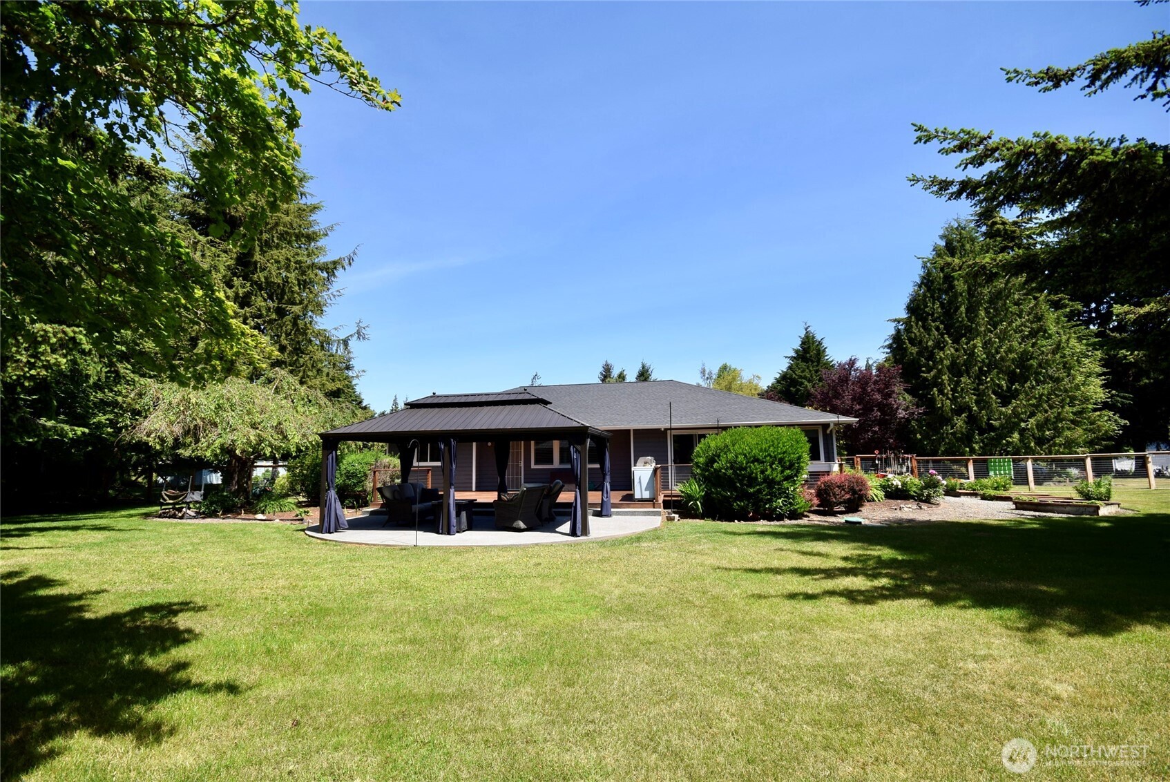 42 Ioka Road Sequim, WA 98382 - Photo 5 of 40