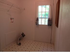 34603 Bucks Bridge Road Glade Spring, VA 24340 - Photo 15 of 24 Laundry Room