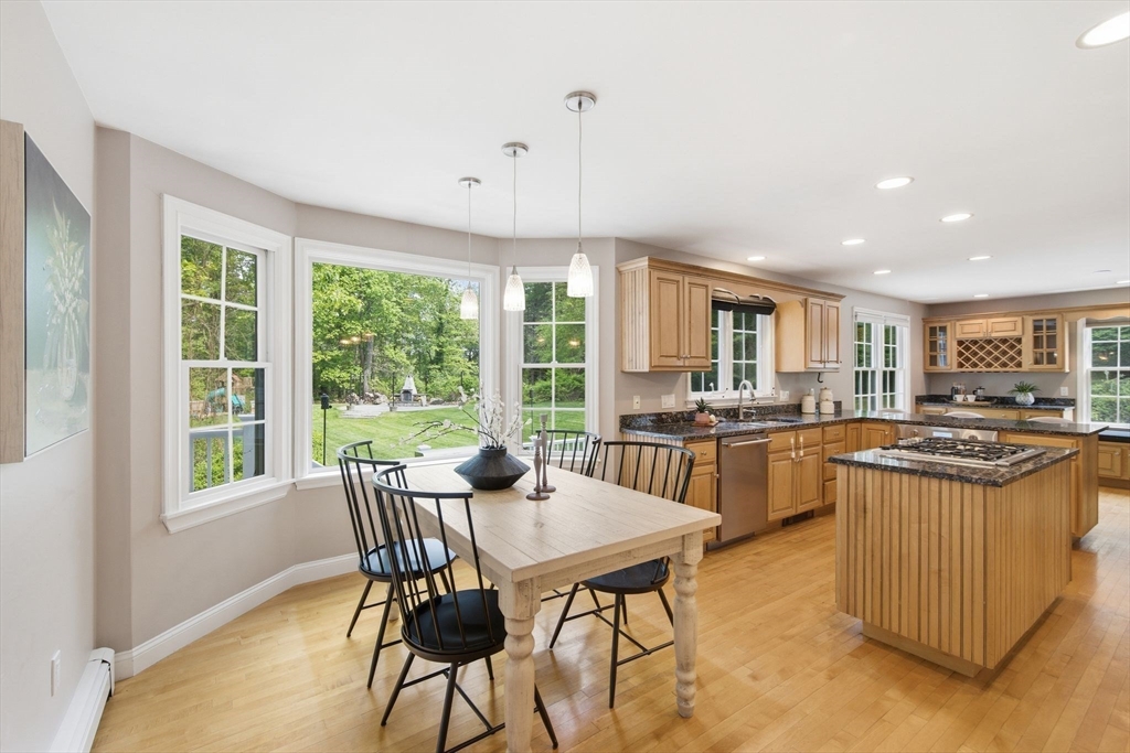 2 Stonecleave Road North Reading, MA 01864 - Photo 6 of 42