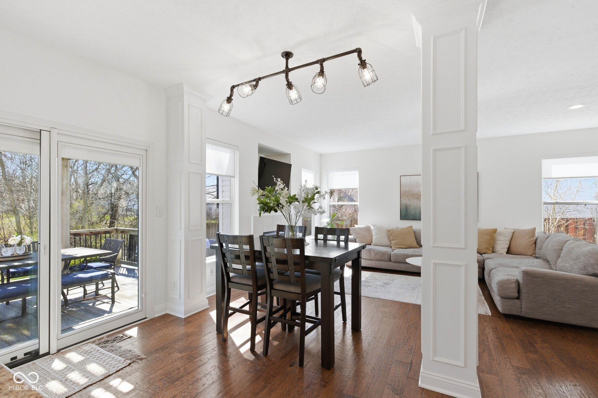 14211 Monarchy Lane Fishers, IN 46037 - Photo 12 of 38