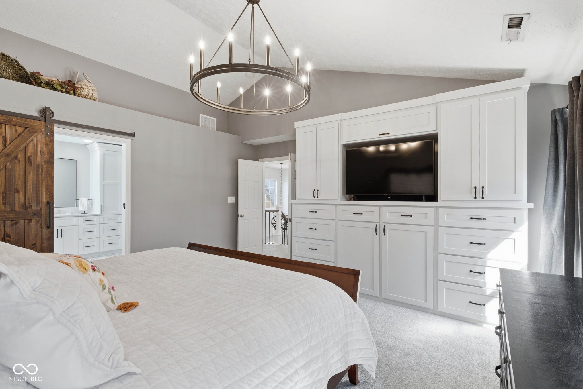 14211 Monarchy Lane Fishers, IN 46037 - Photo 20 of 38