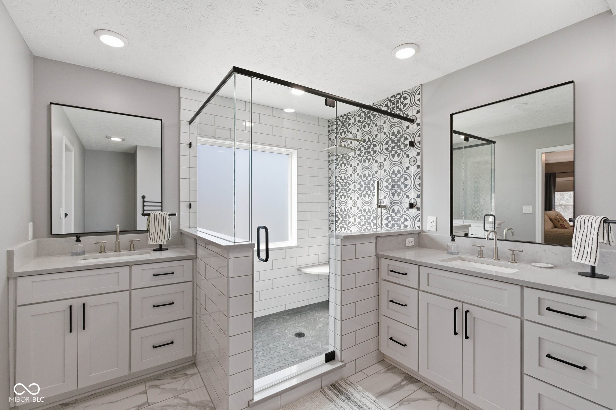 14211 Monarchy Lane Fishers, IN 46037 - Photo 23 of 38