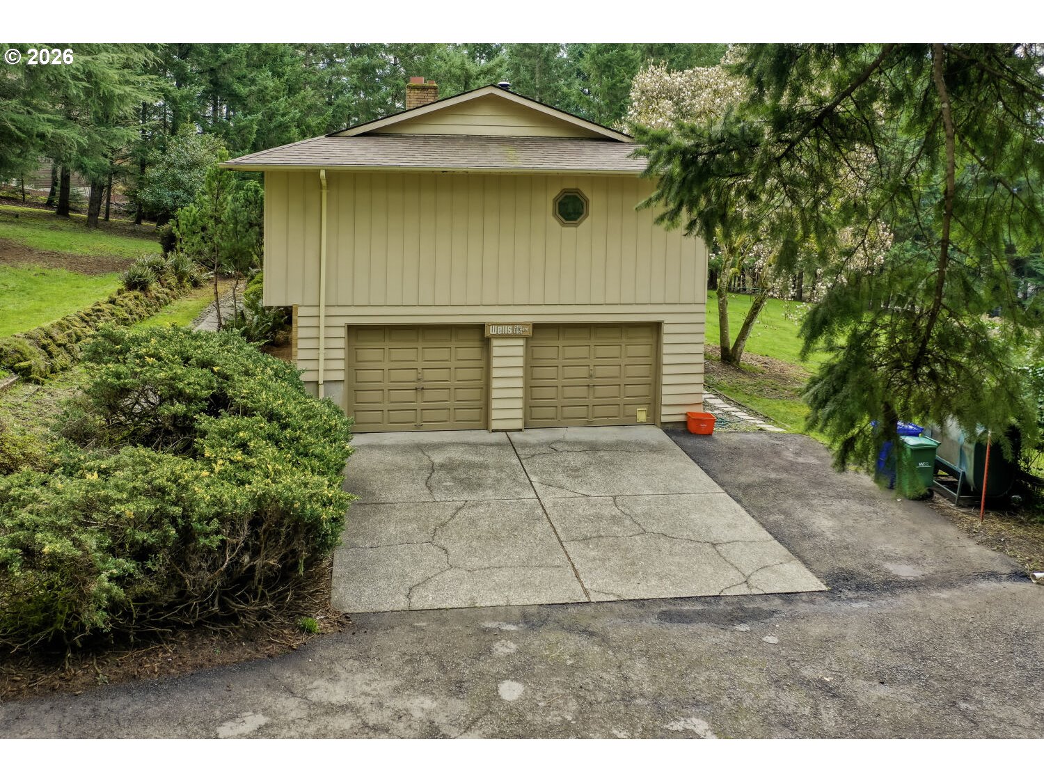 12155 Southeast 143rd Place Happy Valley, OR 97086 - Photo 5 of 34 Garage