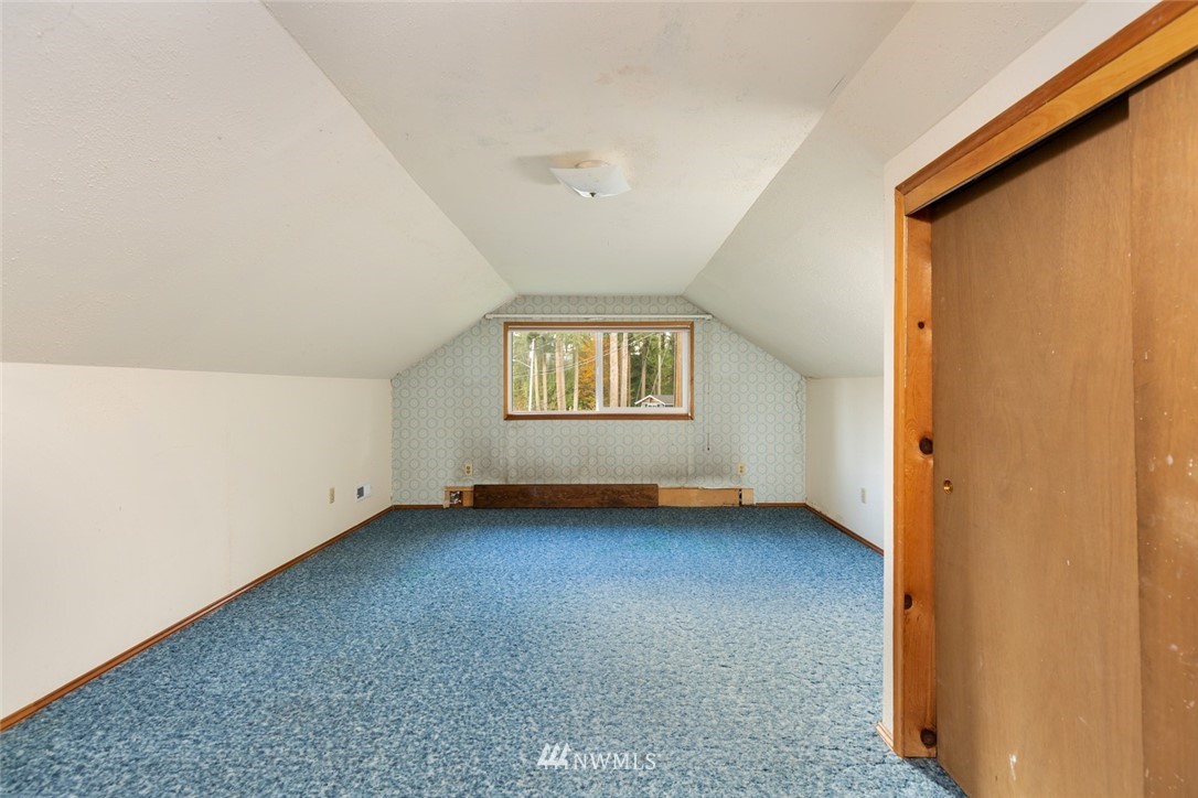 20458 Southeast 157th Street Renton, WA 98059 - Photo 10 of 13