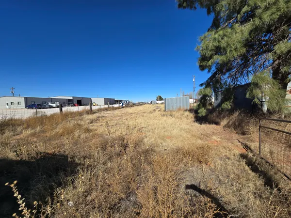 $160,000 | 1221 Highway 83, Denver City, TX 79323