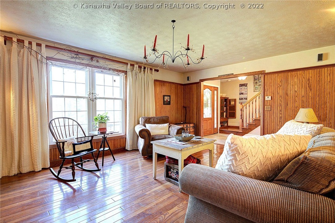 8 Thoroughbred Road Scott Depot, WV 25560 - Photo 3 of 30 Gallery Image 3