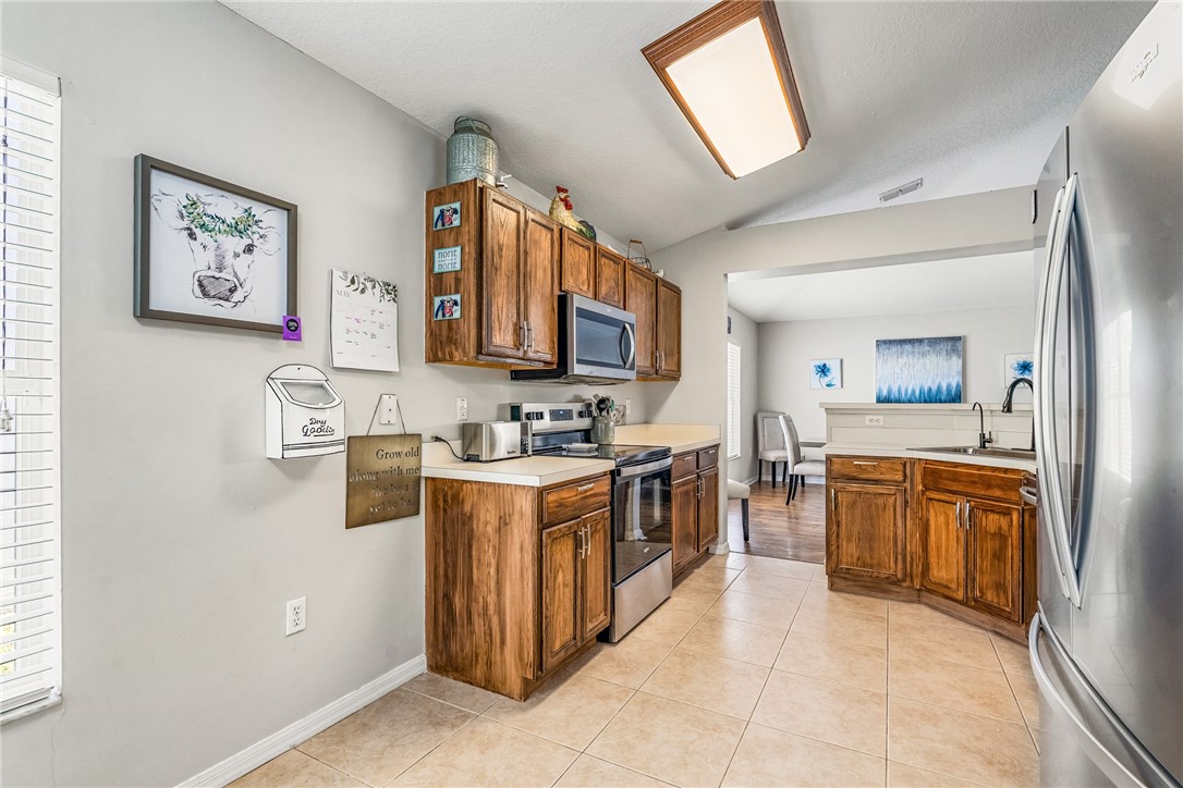 237 Stony Point Drive Sebastian, FL 32958 - Photo 11 of 33