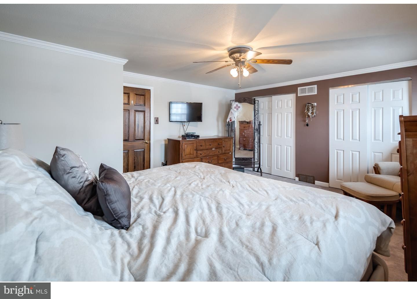 12321 Wyndom Road Philadelphia, PA 19154 - Photo 16 of 21 Bedroom - Main