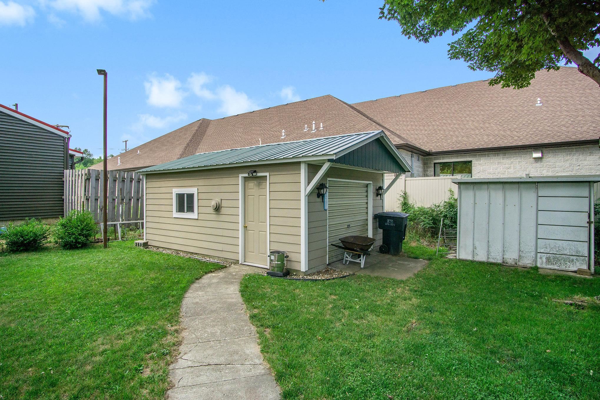 54771 Fir Road Mishawaka, IN 46545 - Photo 7 of 25 Gallery Image 7