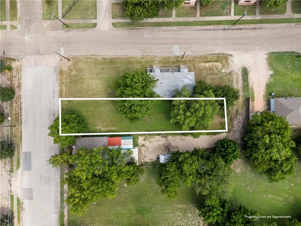 $30,000 | 725 South 12th Street, Waco, TX 76706