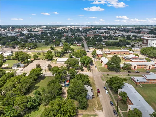 $30,000 | 725 South 12th Street, Waco, TX 76706