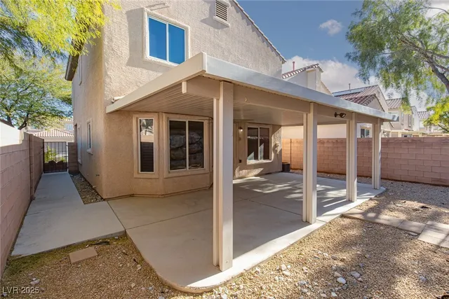 $2,000 | 7649 Lookout Hill Street, Las Vegas, NV 89149