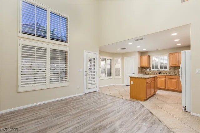 $2,000 | 7649 Lookout Hill Street, Las Vegas, NV 89149