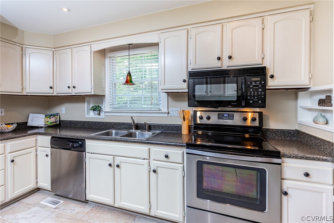 9610 Tuxford Road North Chesterfield, VA 23236 - Photo 8 of 43 Gallery Image 8