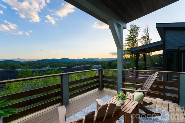 $1,245,000 | 604 Storybook Villas Trail, Asheville, NC 28804