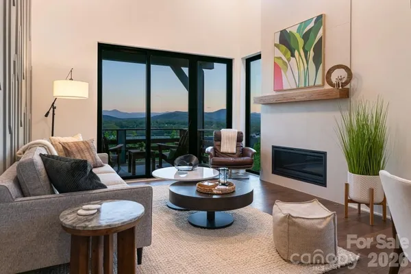 $1,245,000 | 604 Storybook Villas Trail, Asheville, NC 28804