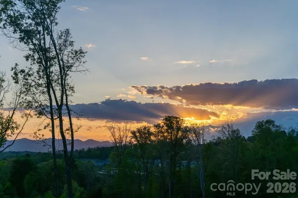 $1,245,000 | 604 Storybook Villas Trail, Asheville, NC 28804